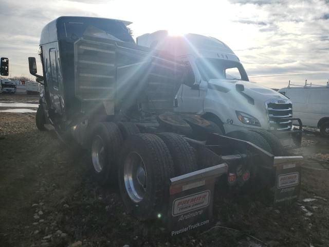 2021 Freightliner Cascadia Semi Truck