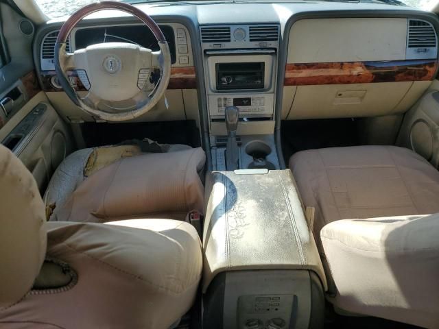 2004 Lincoln Navigator