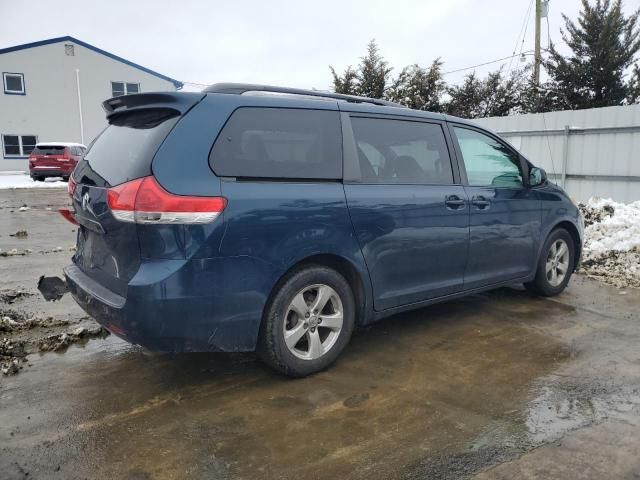 2012 Toyota Sienna LE