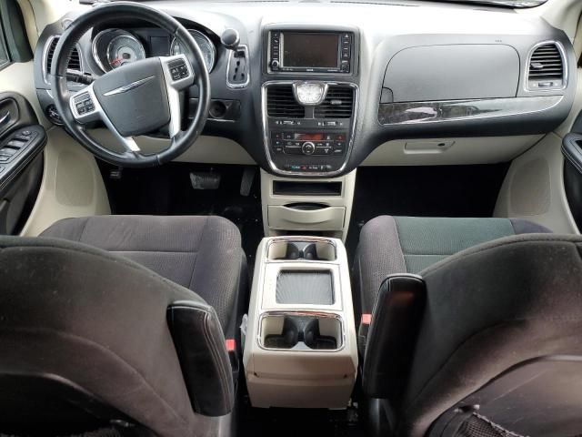 2011 Chrysler Town & Country Touring