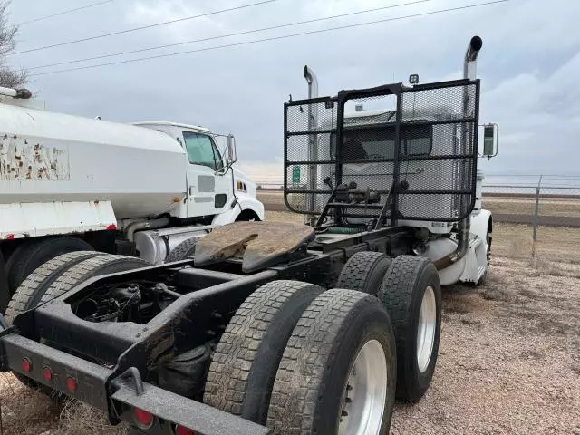 1997 Peterbilt 379