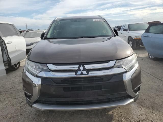 2017 Mitsubishi Outlander SE