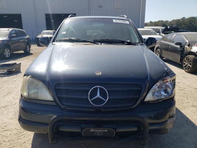 2000 Mercedes-Benz ML 320