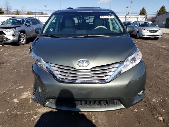 2012 Toyota Sienna XLE