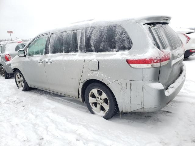 2014 Toyota Sienna LE