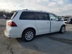 2014 Volkswagen Routan SE