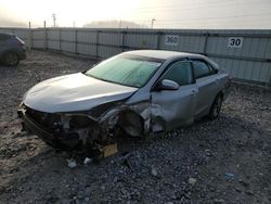 Carros salvage sin ofertas aún a la venta en subasta: 2016 Toyota Camry LE