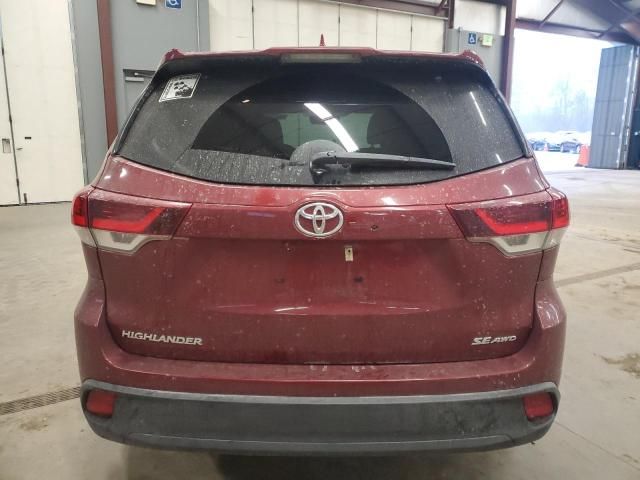 2019 Toyota Highlander SE