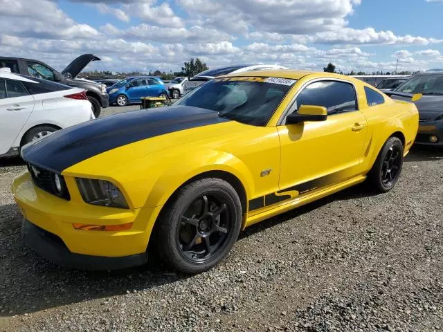 2005 Ford Mustang GT