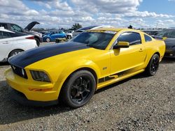 Lots with Bids for sale at auction: 2005 Ford Mustang GT