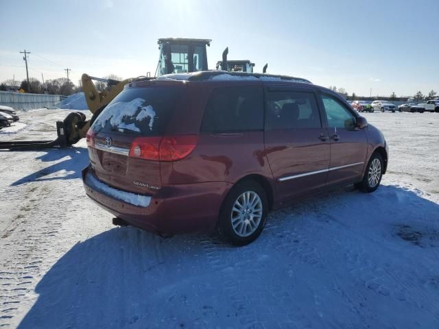 2010 Toyota Sienna XLE