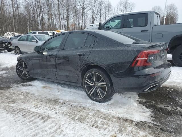 2019 Volvo S60 T8 R-Design