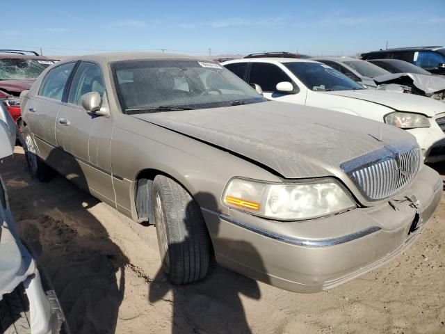 2006 Lincoln Town Car Signature