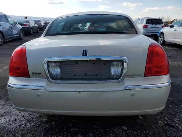 2003 Lincoln Town Car Cartier