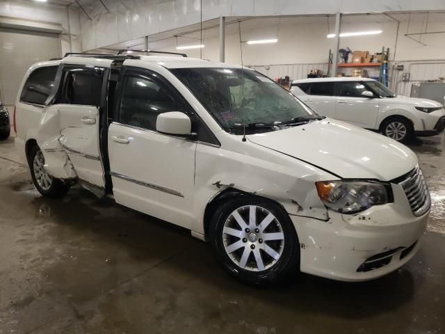 2013 Chrysler Town & Country Touring