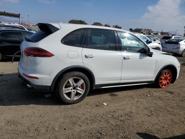 2015 Porsche Cayenne Turbo