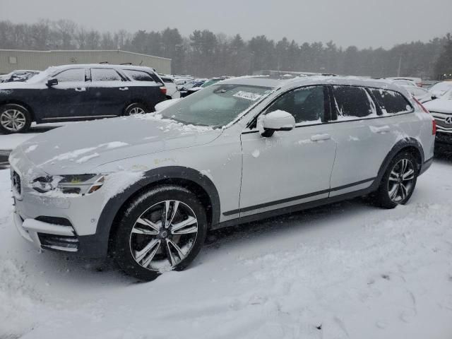 2018 Volvo V90 Cross Country T5 Momentum