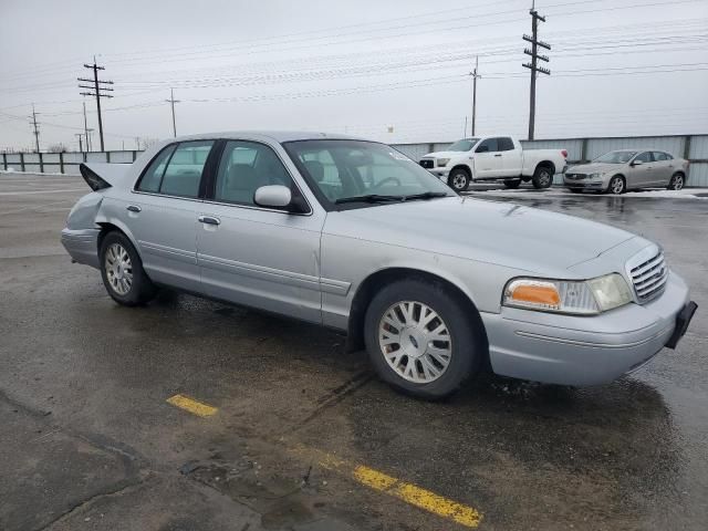 2003 Ford Crown Victoria LX