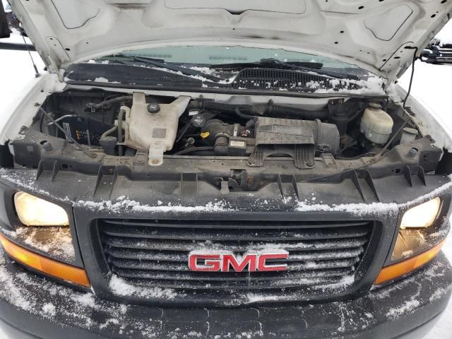 2014 GMC Savana Cutaway G3500