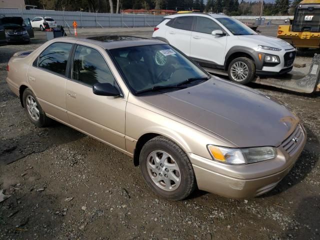 1999 Toyota Camry LE