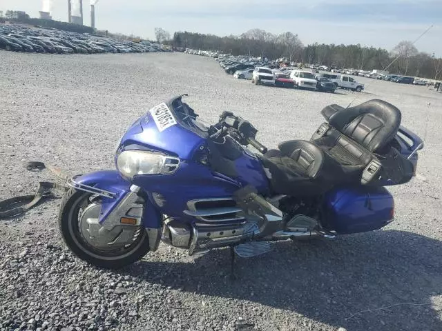 2005 Honda GL1800