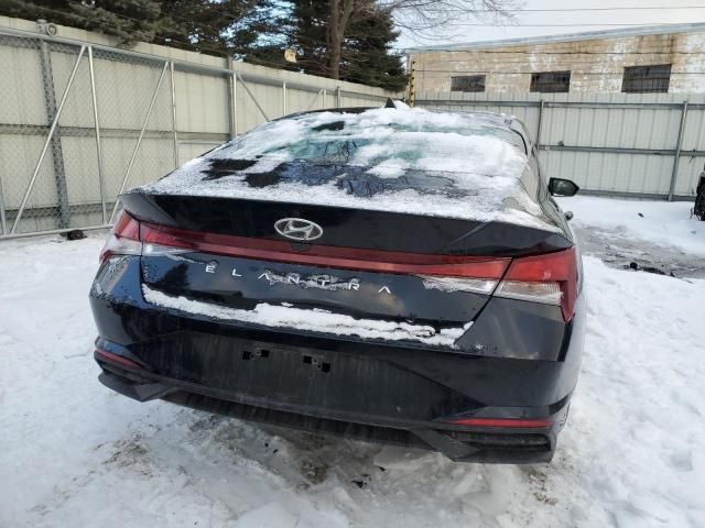 2023 Hyundai Elantra SE