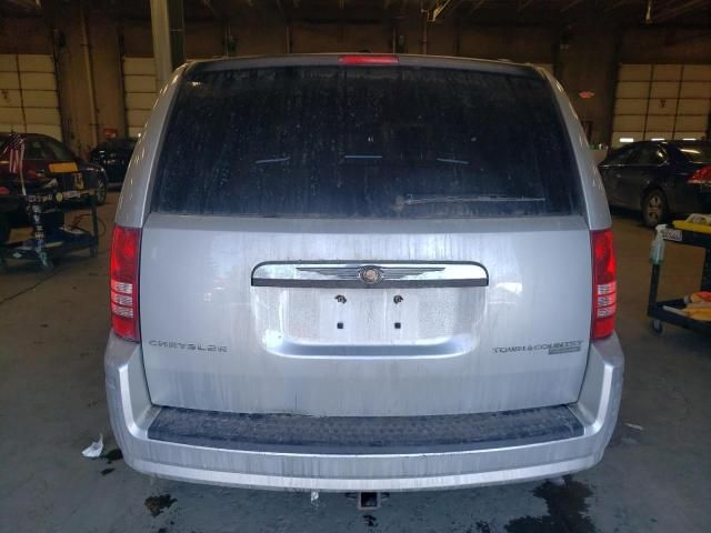 2010 Chrysler Town & Country Touring