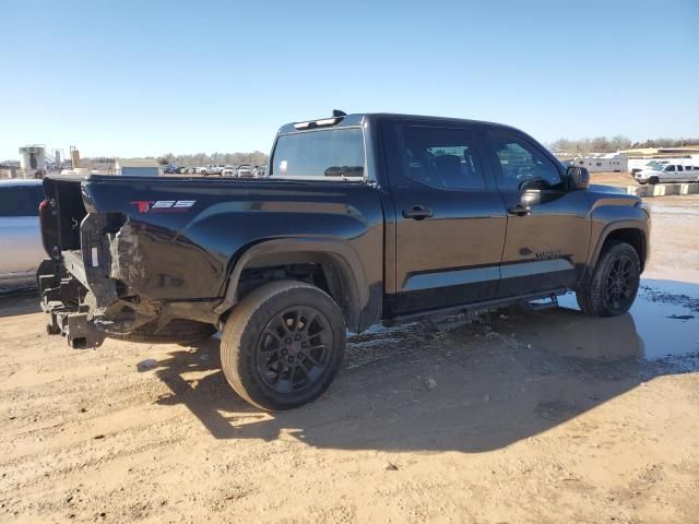 2023 Toyota Tundra Crewmax SR