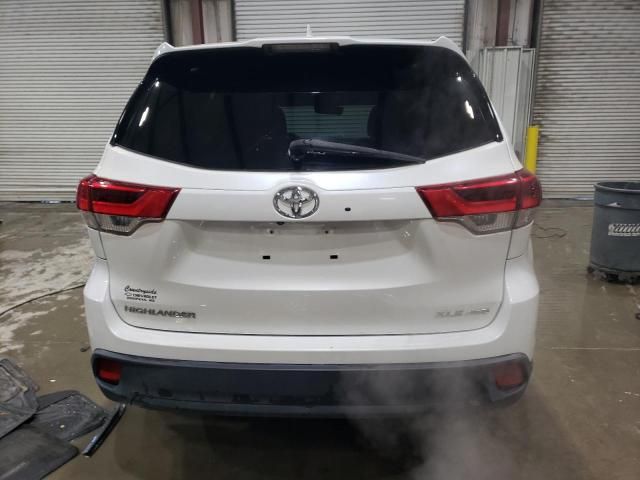 2019 Toyota Highlander SE