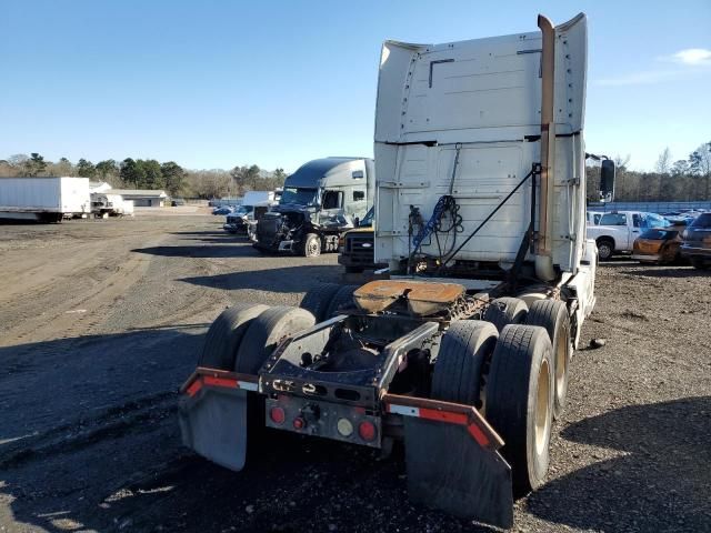 2011 Volvo VN VNL