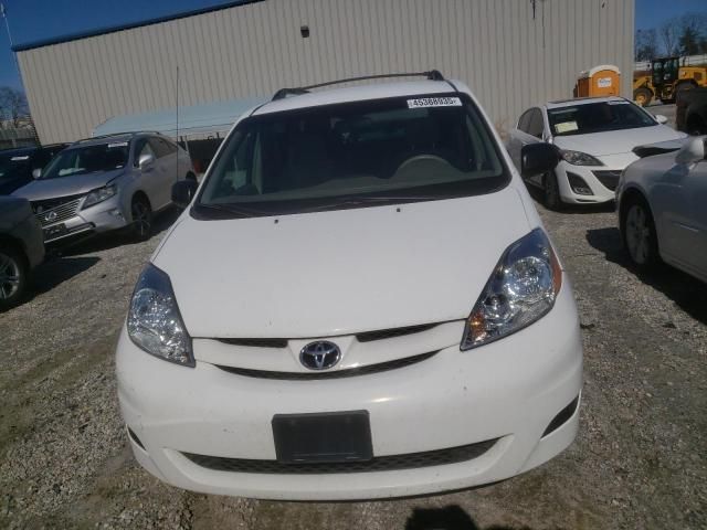 2006 Toyota Sienna CE