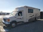 2005 Ford Econoline E450 Super Duty Cutaway Van