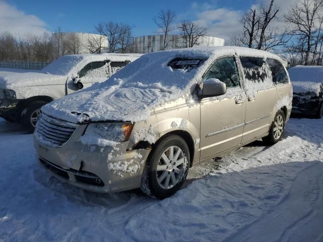 2013 Chrysler Town & Country Touring