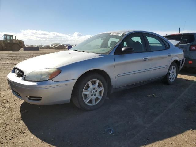 2005 Ford Taurus SE