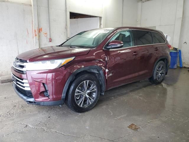 2018 Toyota Highlander LE