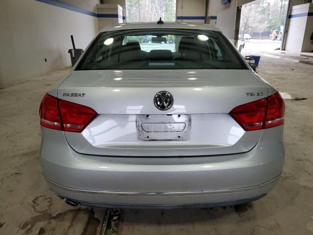 2015 Volkswagen Passat SE