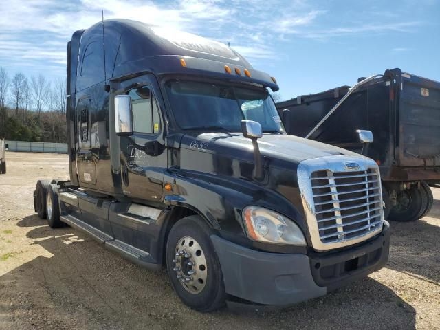 2012 Freightliner Cascadia 125