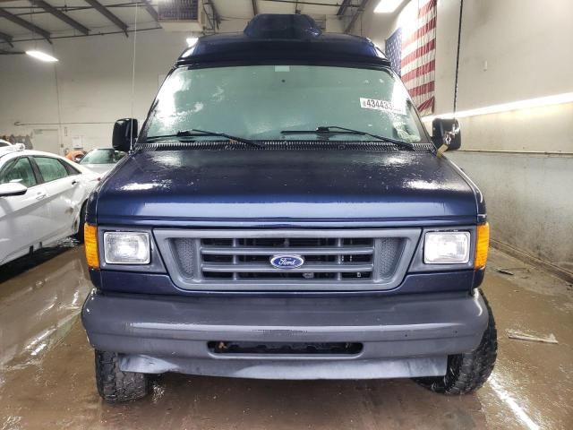 2003 Ford Econoline E350 Super Duty Wagon