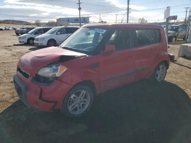 2010 KIA Soul +