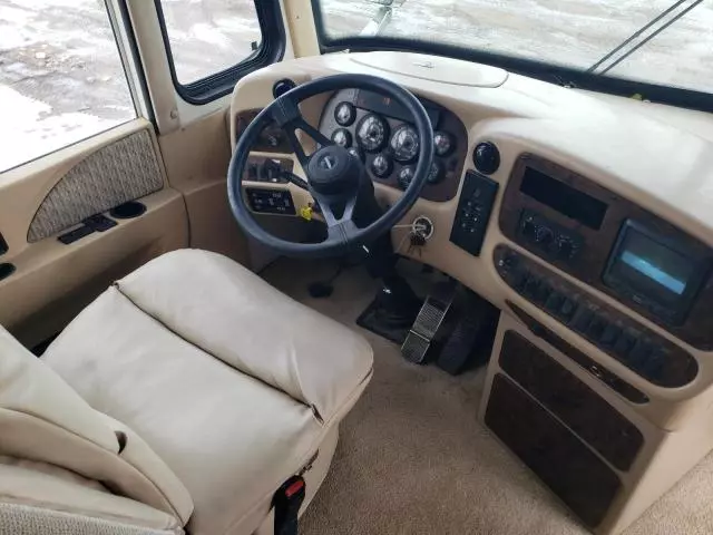 2000 Freightliner Chassis X Line Motor Home