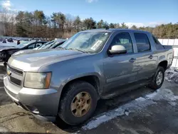 Salvage trucks for sale at Exeter, RI auction: 2007 Chevrolet Avalanche K1500