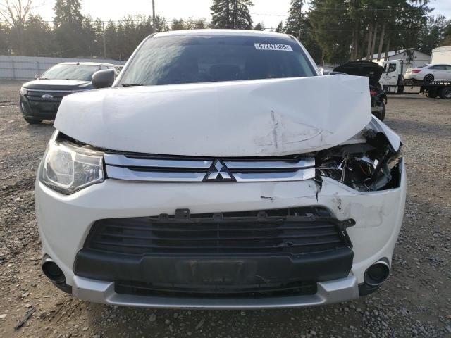 2015 Mitsubishi Outlander ES