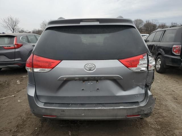 2013 Toyota Sienna LE