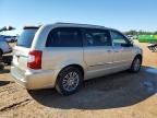 2014 Chrysler Town & Country Touring L