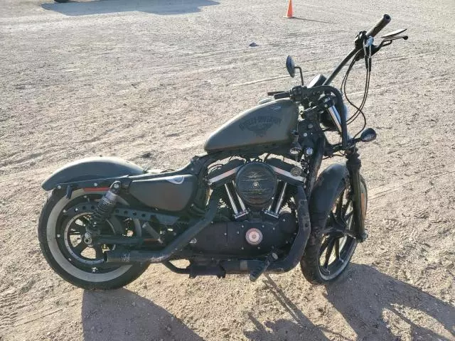 2018 Harley-Davidson XL883 Iron 883