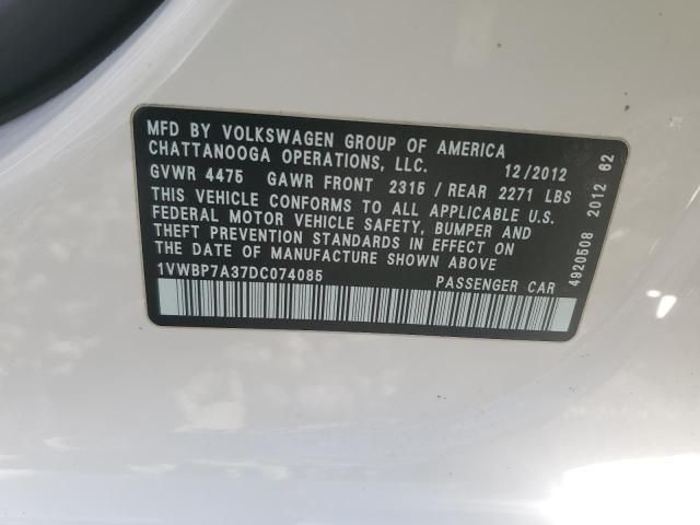 2013 Volkswagen Passat SE