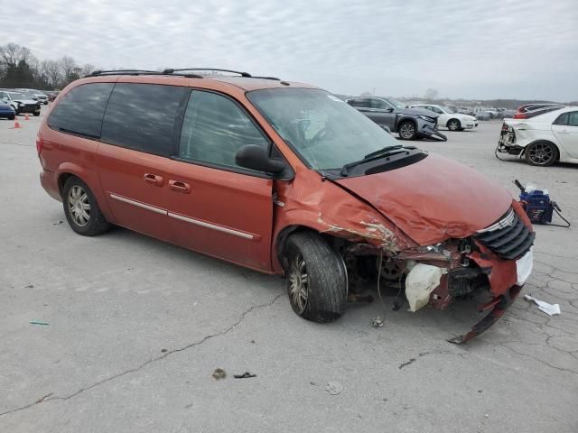 2006 Chrysler Town & Country Touring