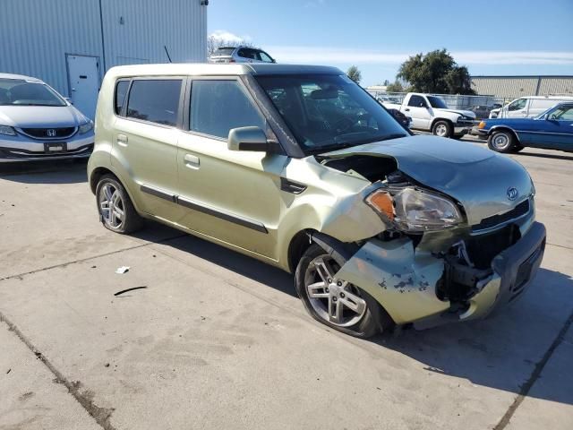 2010 KIA Soul +