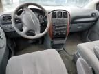 2006 Chrysler Town & Country LX