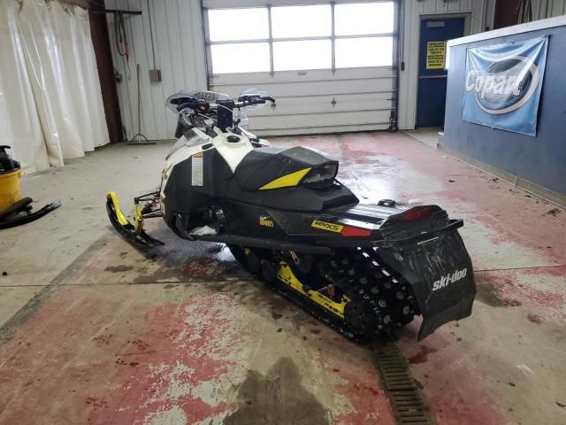 2016 Skidoo MXZ